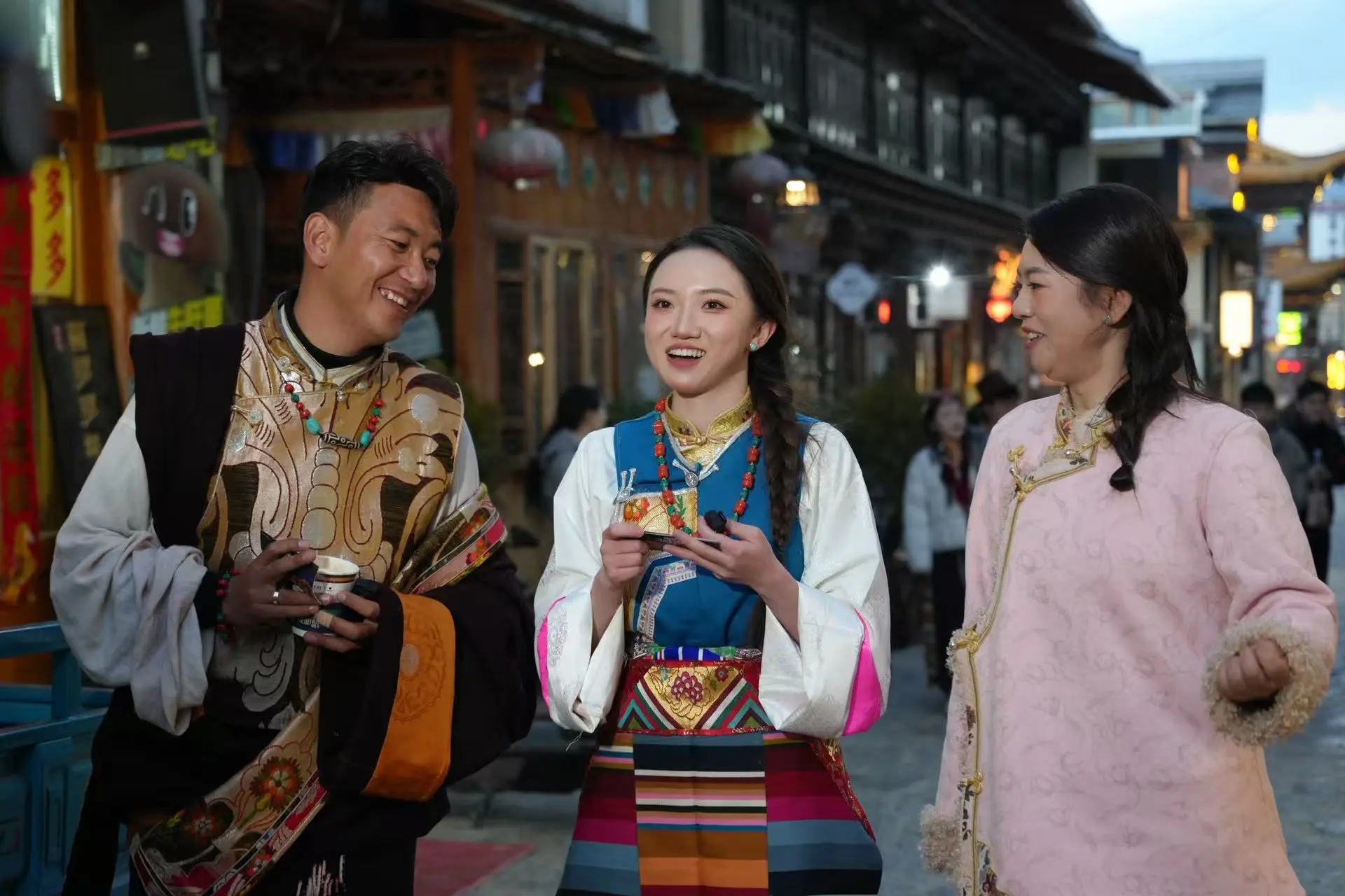 百味同歡，萬人共舞！在「月光城」遇見雲南之夜