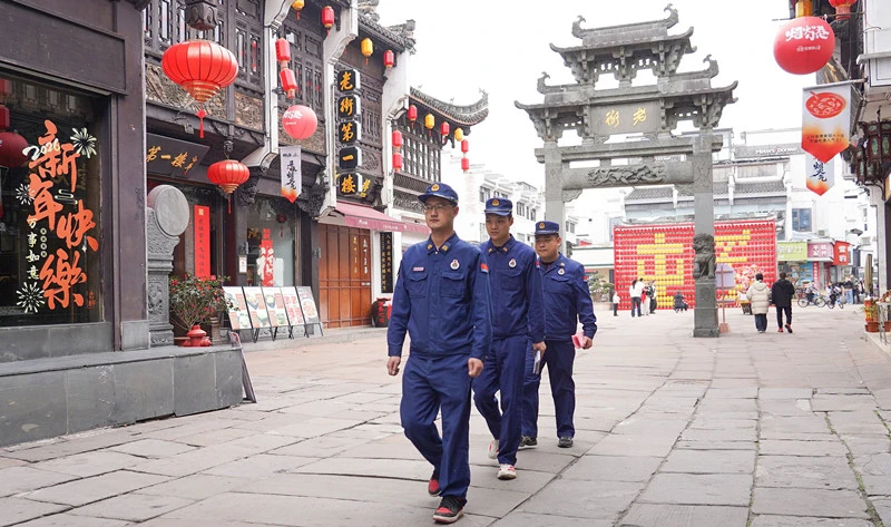 皖屯溪區：消防排查「過篩子」  守護平安「防火牆」