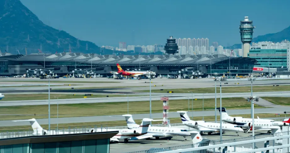 涉在來港航班上盜竊 35歲內地男子被捕