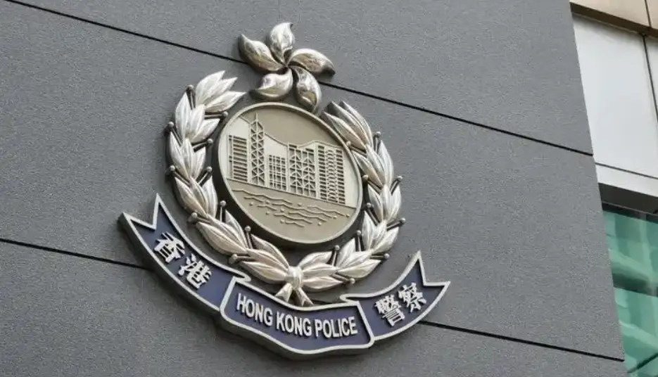 警方大嶼山南反走私拘兩男 檢約1460萬懷疑私煙