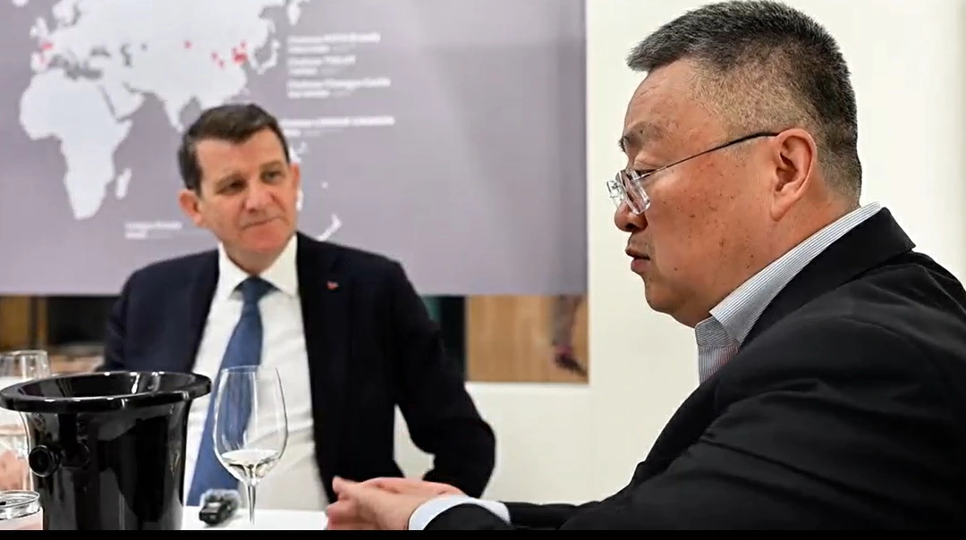 OIV總幹事巴黎酒展「邂逅」張裕