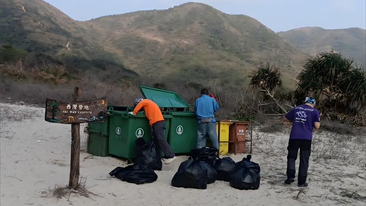 漁護署巡查西貢東郊野公園露營熱點 加強宣傳教育增設垃圾收集設施
