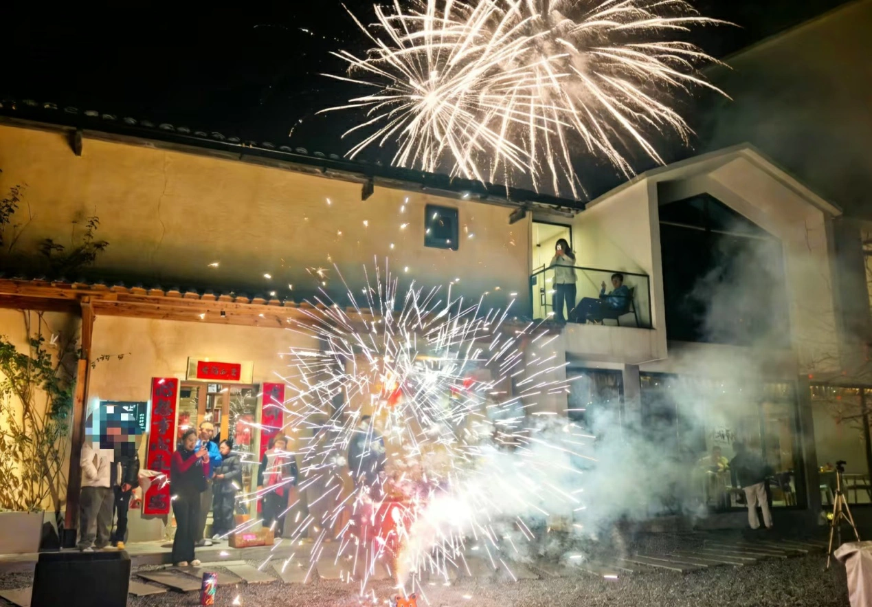 有片|【就在徽州過大年】安徽黃山區：「黃山門戶」年味拉滿