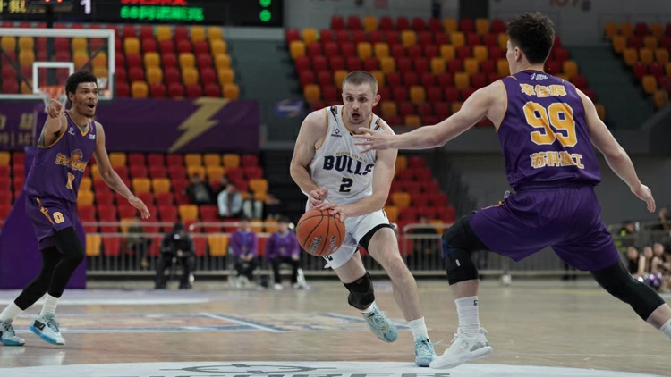 反勝鹽南蘇科雄獅 香港金牛NBL馬年響頭炮