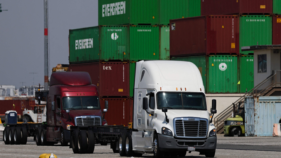 美國海關24日起停止徵收被最高法院裁定違法的關稅