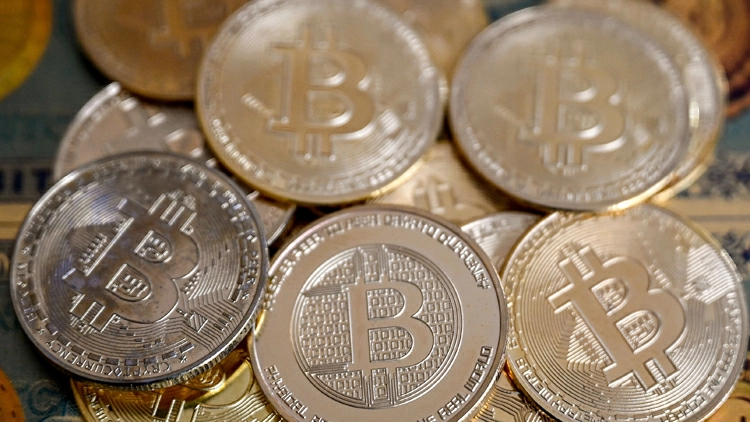 比特幣跌穿65000美元  短期或下試6萬美元