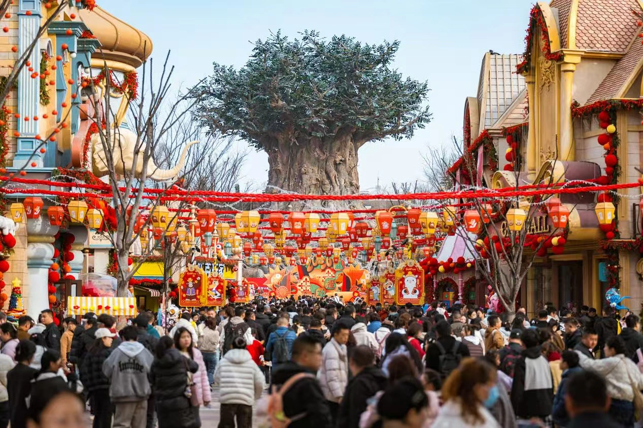 鄭州銀基春節迎客70萬人次，解碼家庭出遊新趨勢