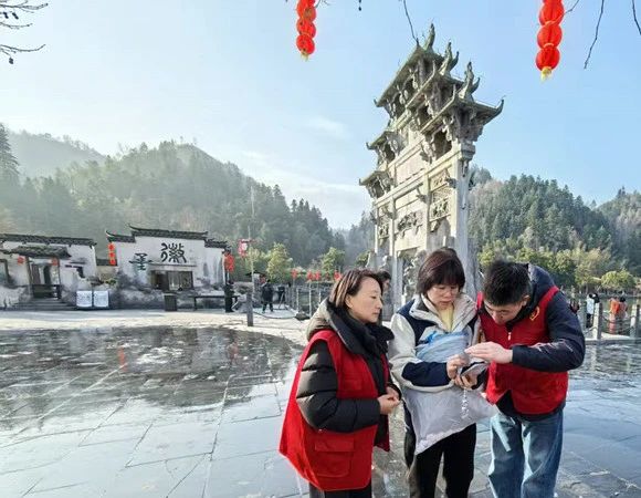 【就在徽州過大年】古村入畫年味盈巷 黃山黟縣西遞馬年新春「別樣紅」