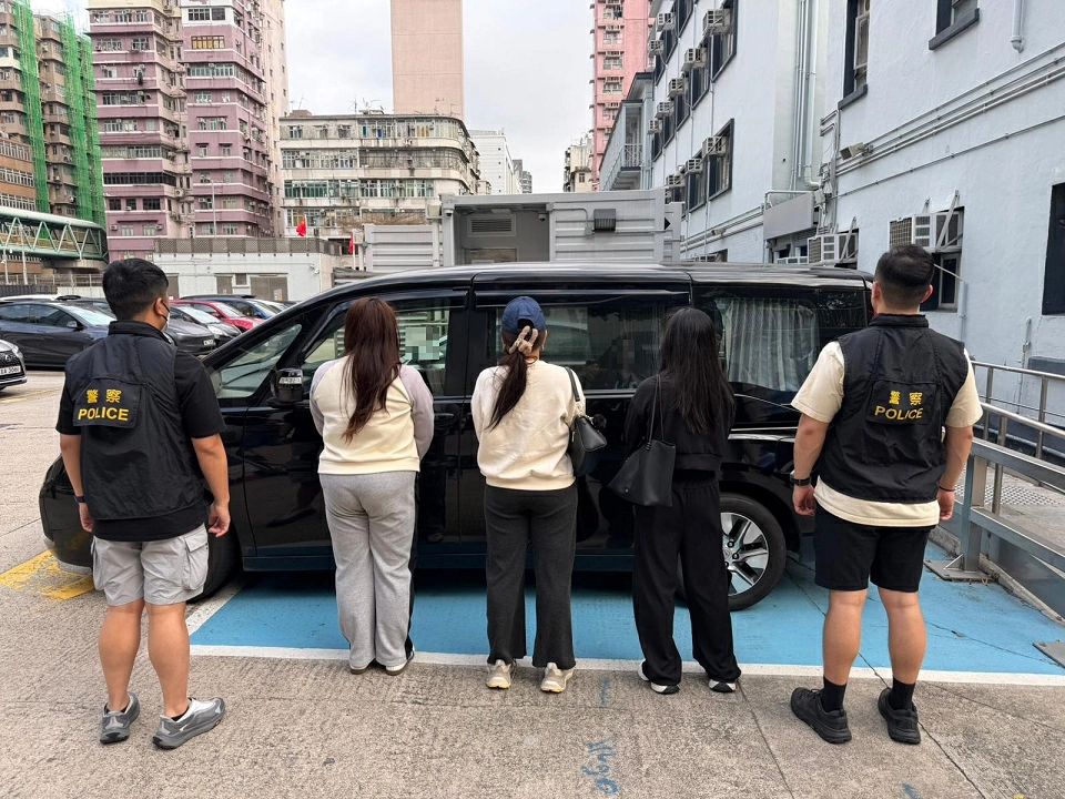 警方深水埗打擊非法賣淫 拘捕3名外籍女