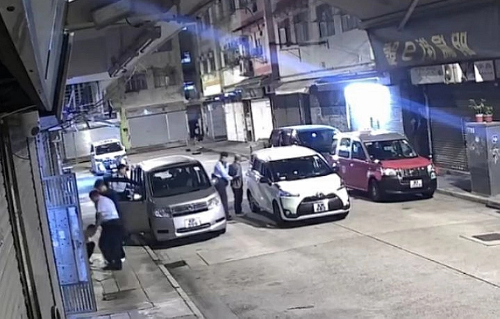 有片〡 警方圍捕土瓜灣街頭入私油 搗破流動非法加油站