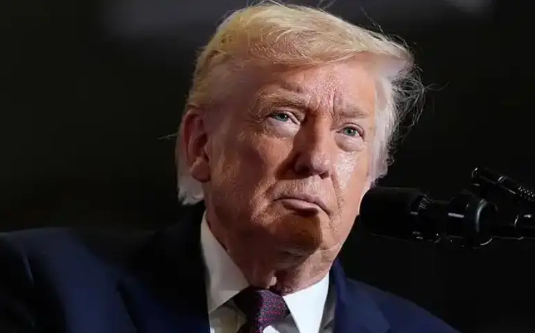 特朗普：美國正在「大規模」打擊伊朗