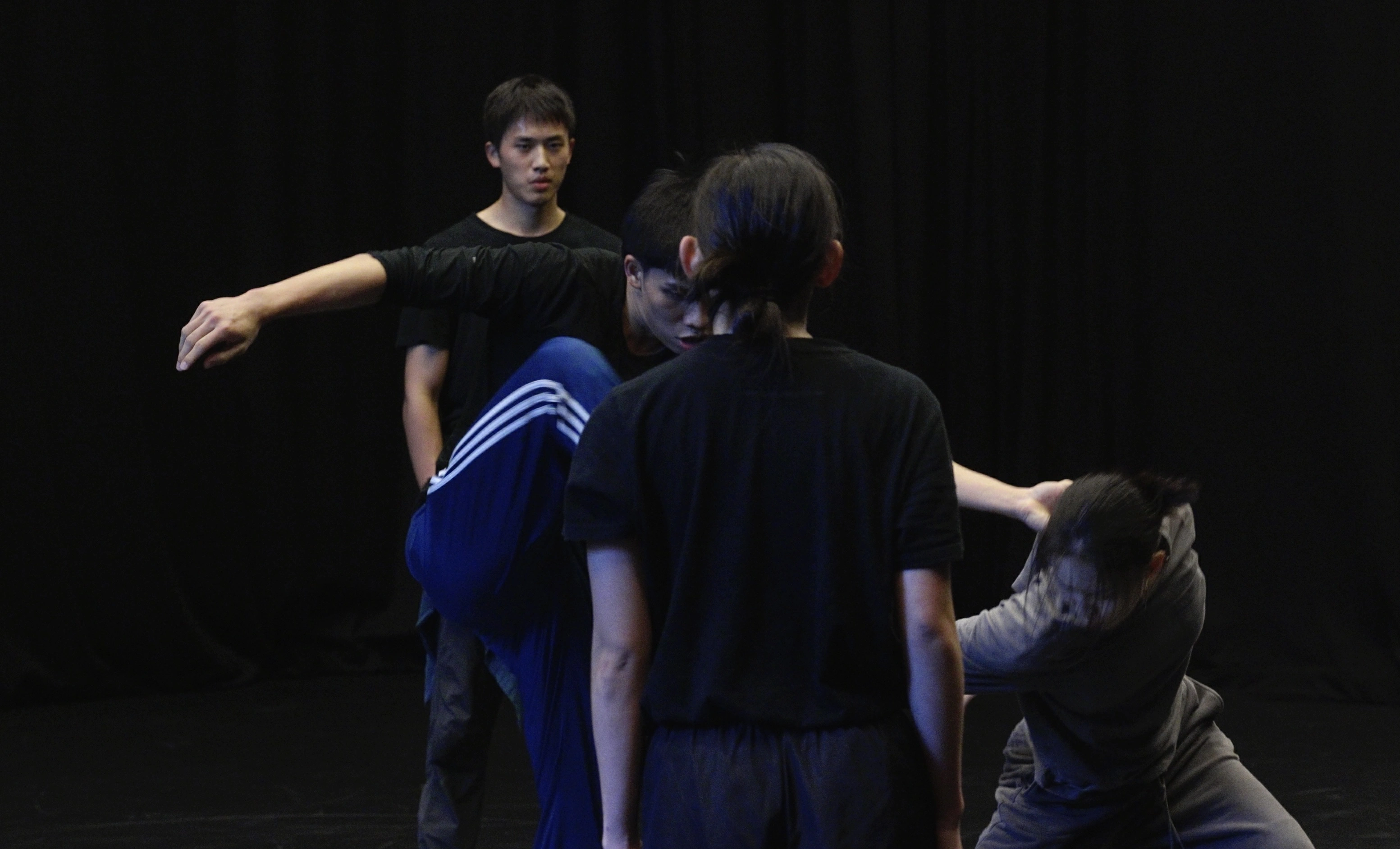 有片｜【藝術】桑吉加新作  舞出人與空間的對話