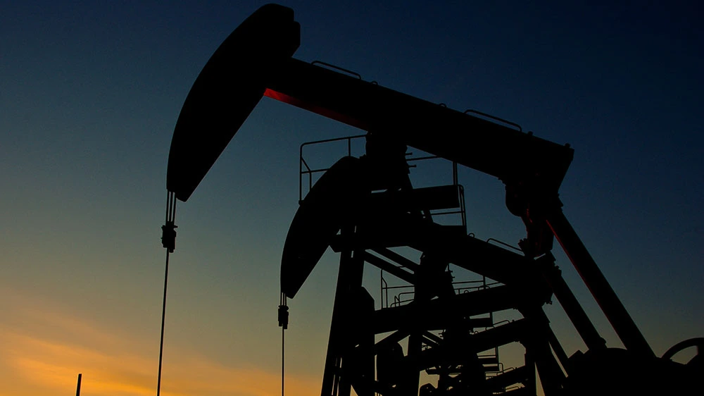 【市場慧眼】美國聯手以色列向伊朗發動攻擊 油價有望升穿下降軌