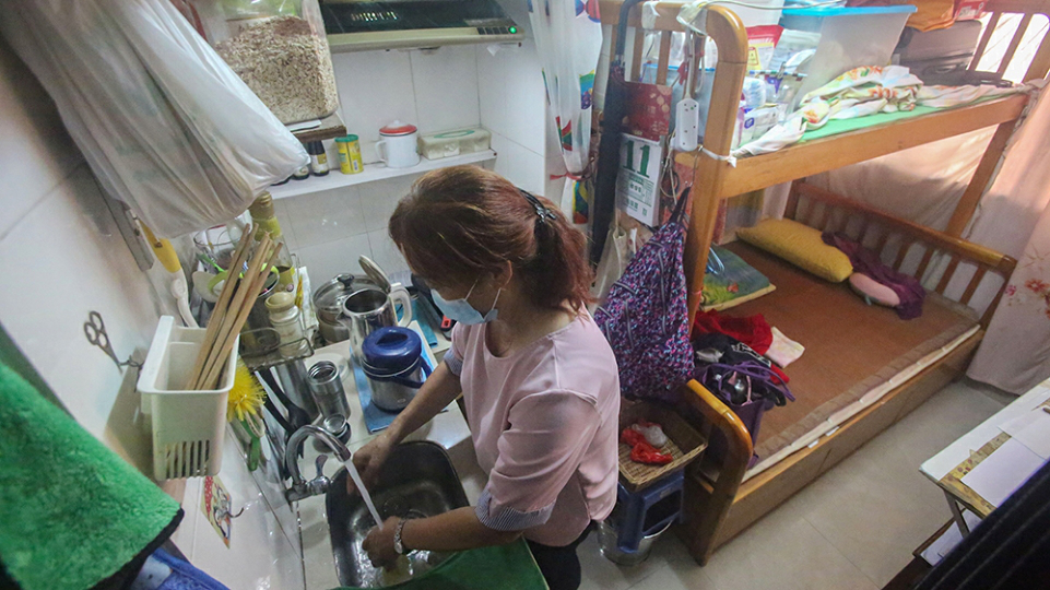 簡樸房制度今日起接受登記 政府發言人：決心解決劣質「劏房」問題