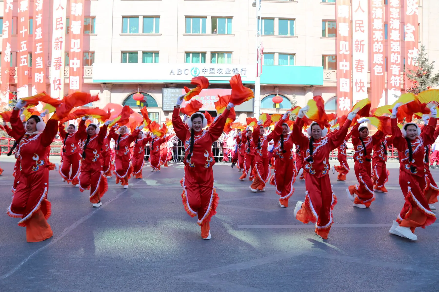 在黑龍江寶清看見中國秧歌