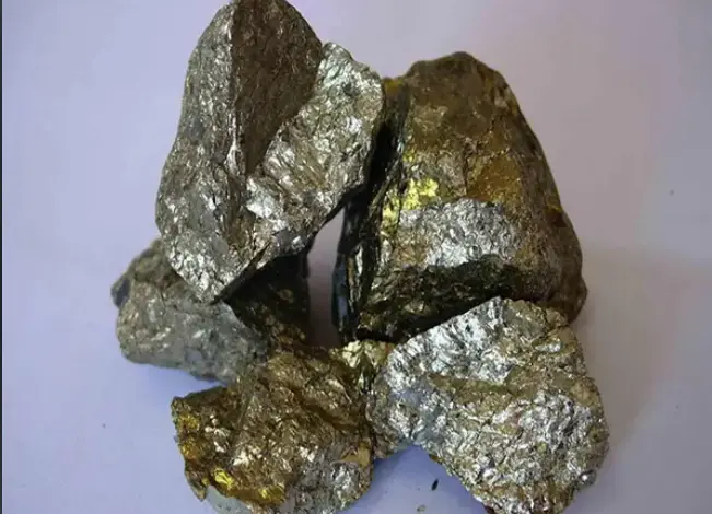 洪水沖毀贊比亞關鍵橋樑，全球第二大產銅國出口通道中斷，卡車排隊數十英里