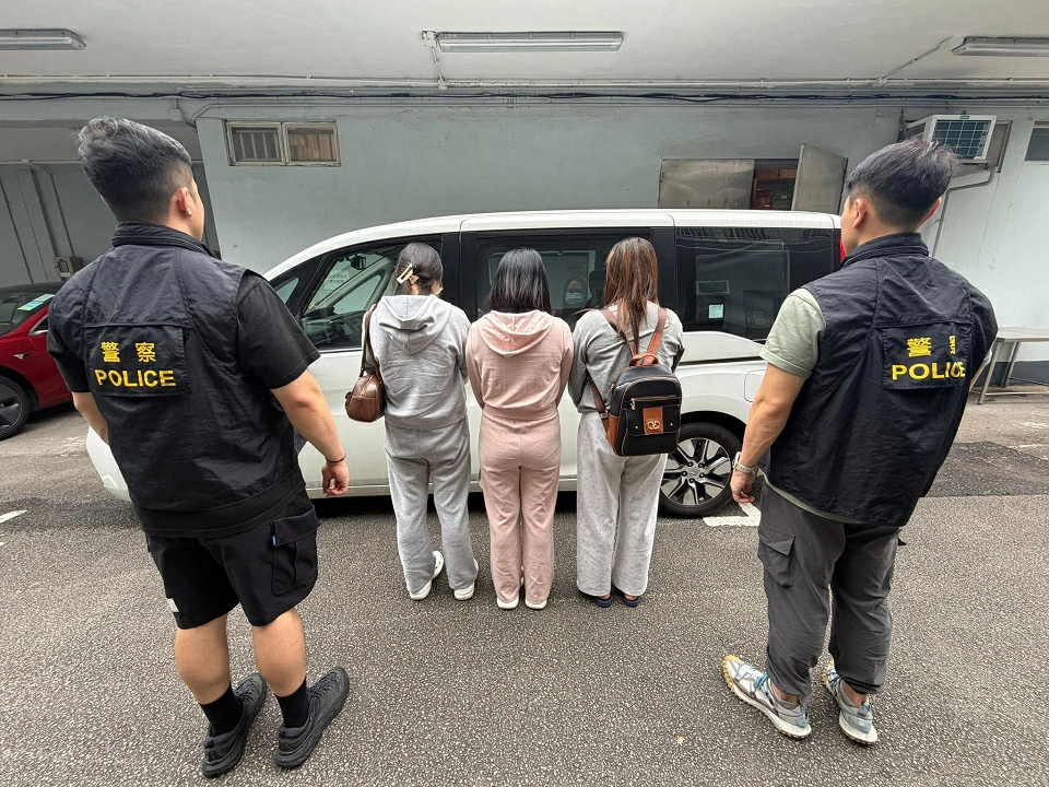 警方深水埗打擊非法賣淫 拘捕3名外籍女