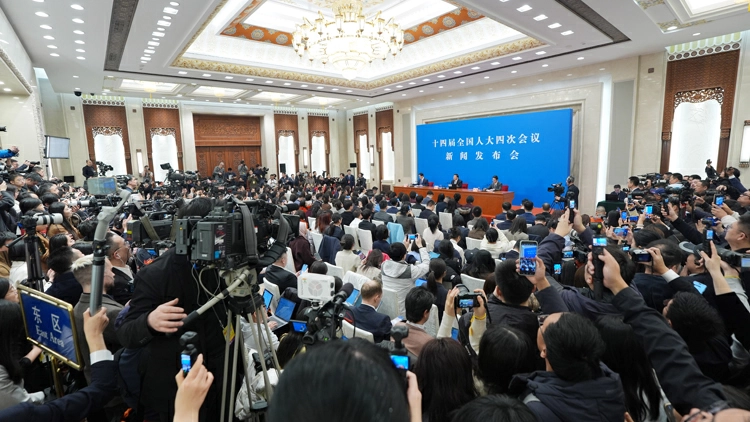 婁勤儉談提振消費：「蘇超」很火 看了《哪吒2》