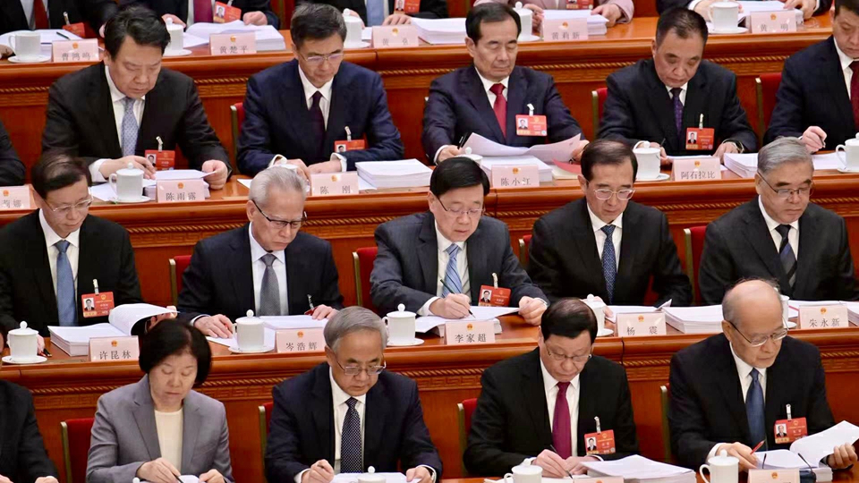 全國兩會｜李家超：今年內領導特區政府制定首份宏觀性、戰略性及前瞻性「香港五年規劃」