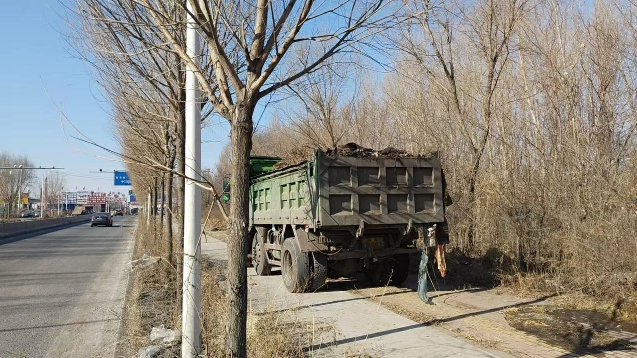 哈市香坊區朝陽鎮：春季環境集中整治 築牢鎮域環境衛生「防護線」