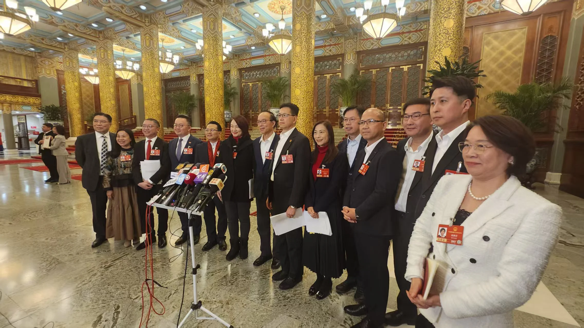 全國兩會｜多名港區全國人大代表均點讚支持李強總理工作報告