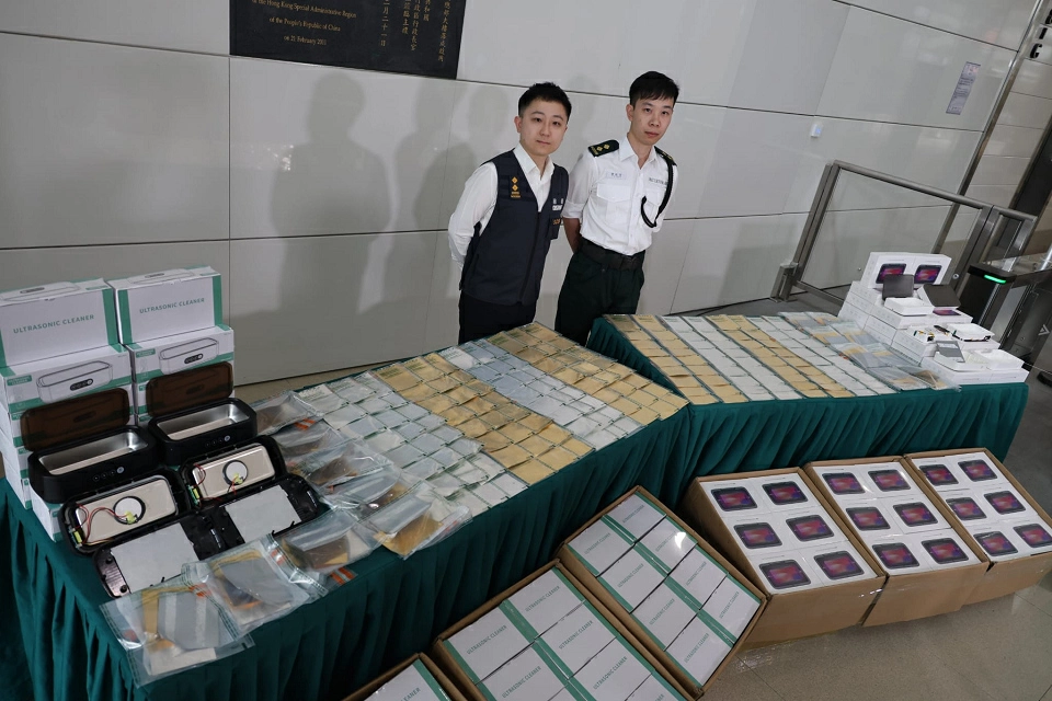 海關破歷來最大宗走私貴金屬案 檢獲2.3億元黃金及白銀薄片