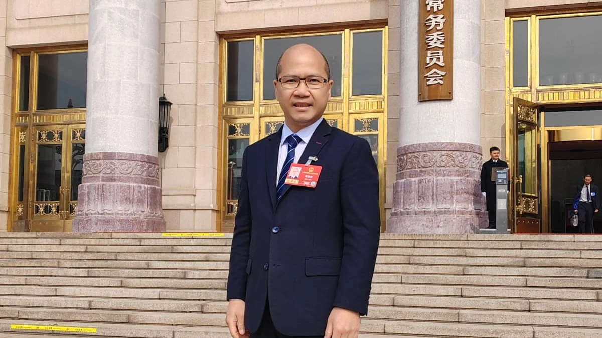 全國兩會 | 黃錦良：繼續紮實推進愛國主義教育