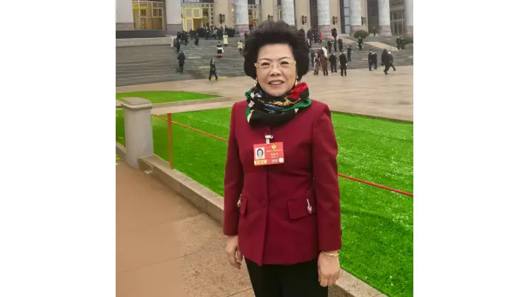 全國兩會｜周春玲委員建言創新粵港跨境車輛管理 試行全口岸預約通關暢通大灣區出行