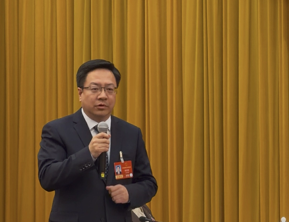 【全國兩會】陳忠偉答本報記者：江蘇持續放大「蘇超」溢出效應 促文體旅商深度融合