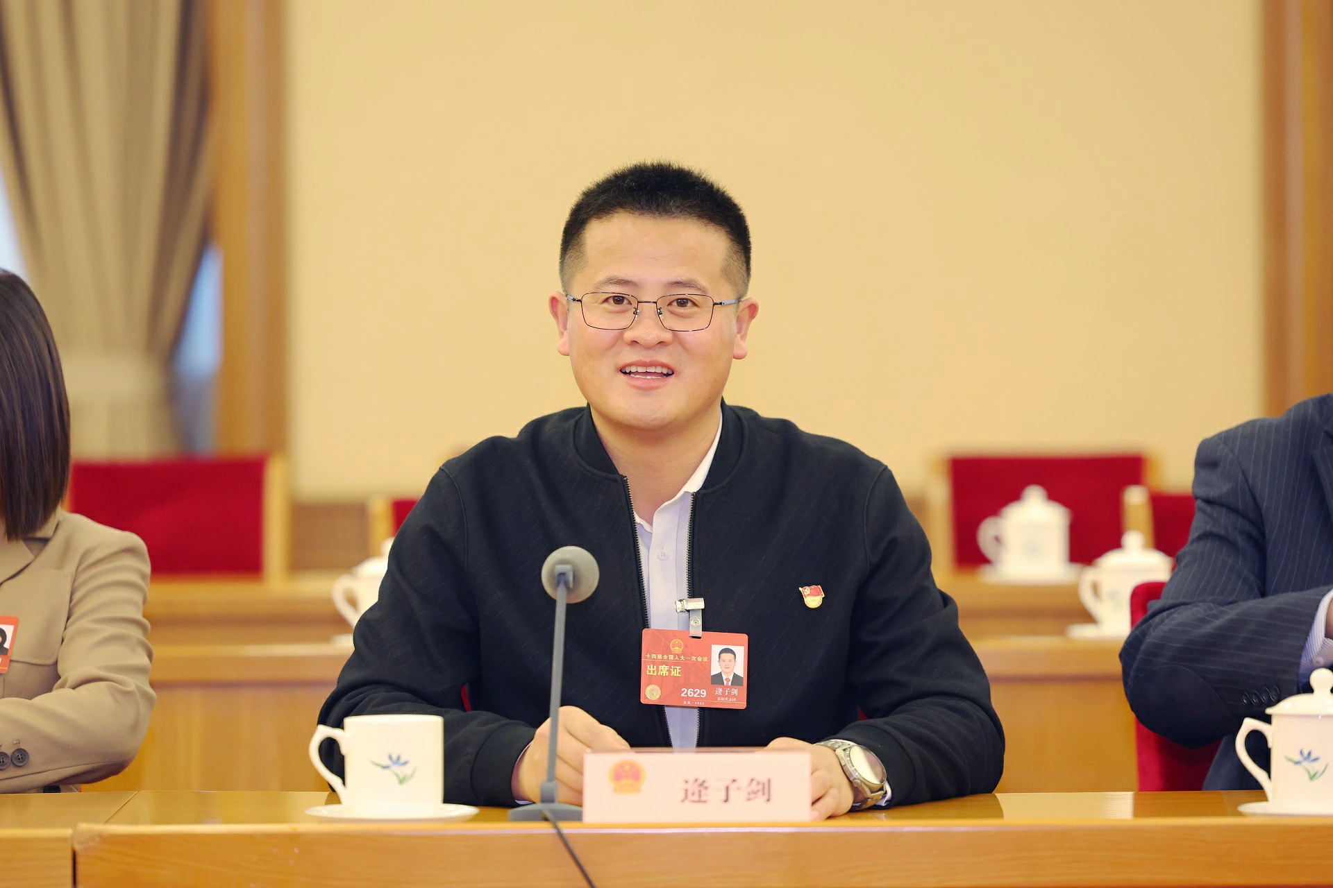 全國人大代表、新疆喀什地區招商局黨組成員、副局長逄子劍：港喀四大互補 共拓一帶一路新局