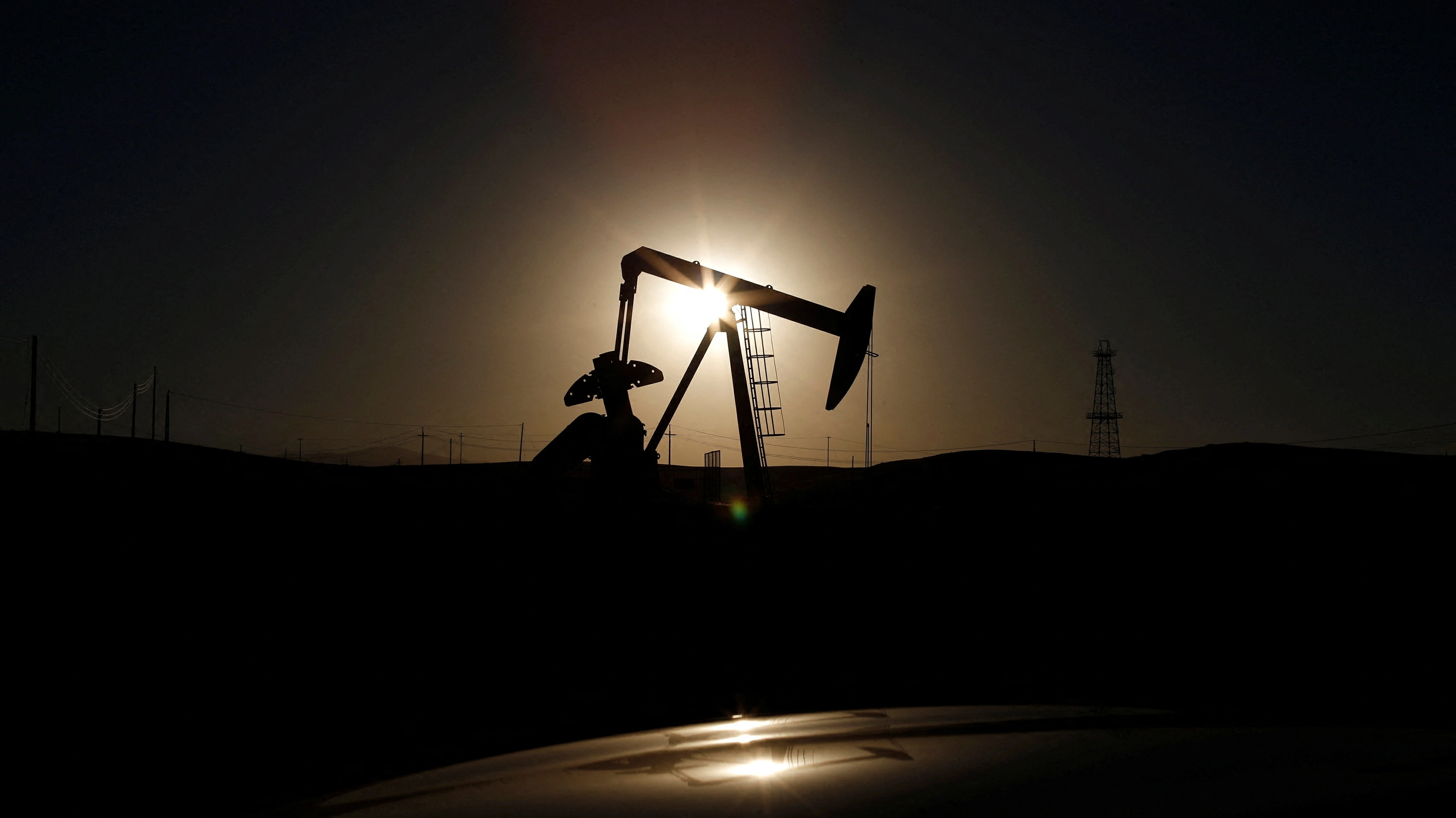 石油危機重演 油價向着120美元關口狂飆