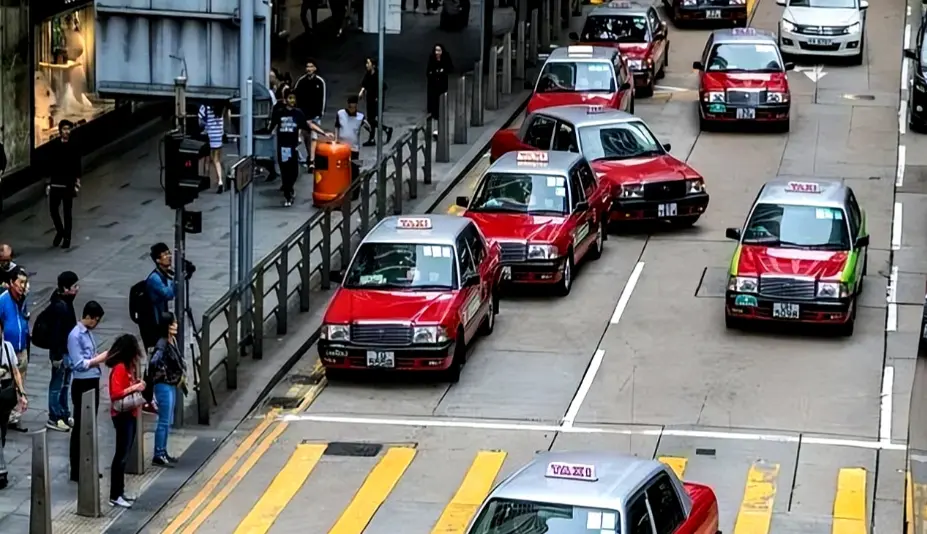 運輸署：全港三分之一的士已裝一體式收款機 支援多種繳付方式