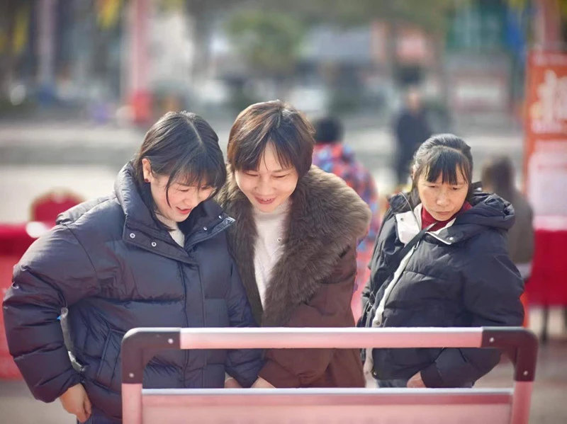 助力「家門口」就業  皖黃山區舉辦女性專場招聘會