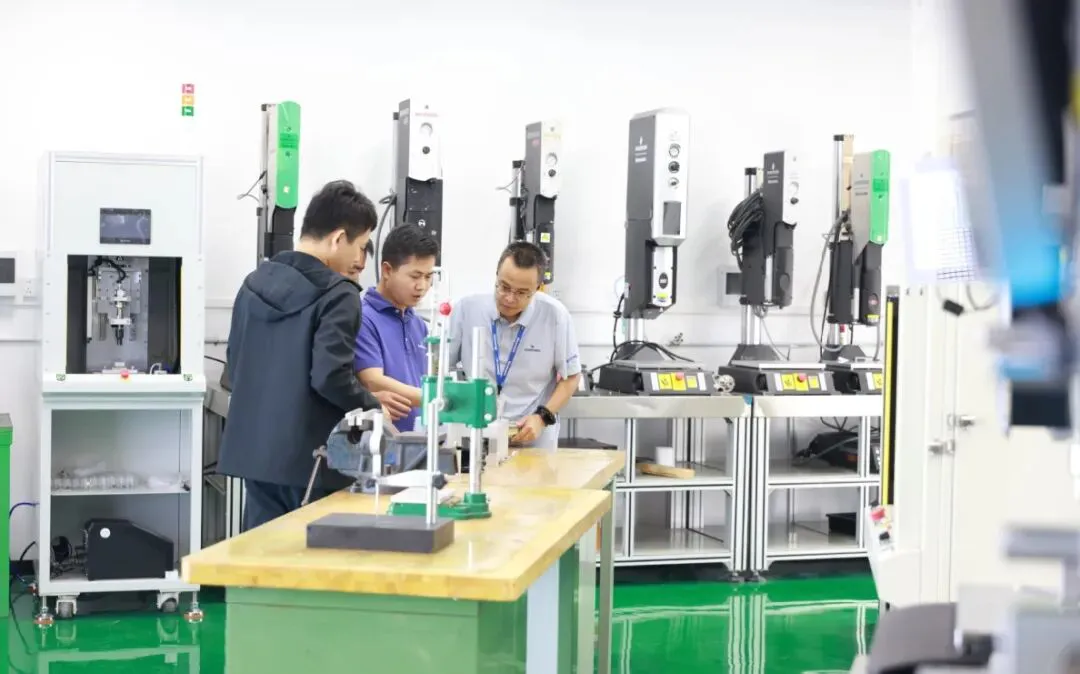 ​ 人勤春來早    東莞濱海灣衝刺新春「開門紅」