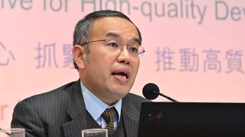 政府擬提高兩債券計劃借款上限至9千億元 許正宇：通過發債支持基建發展是國際普遍做法