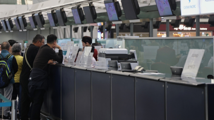 多家航司機票、燃油附加費要漲價