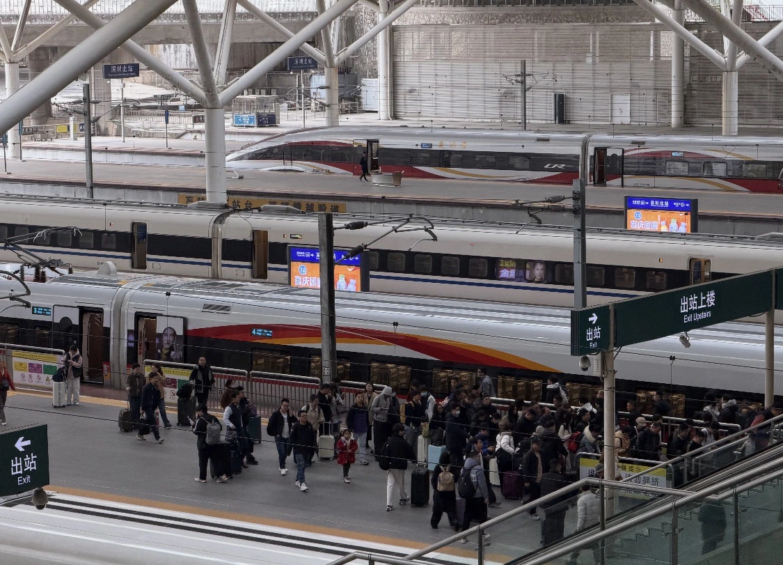 廣深港高鐵跨境客流破億背後：日均近10萬人次見證灣區融合