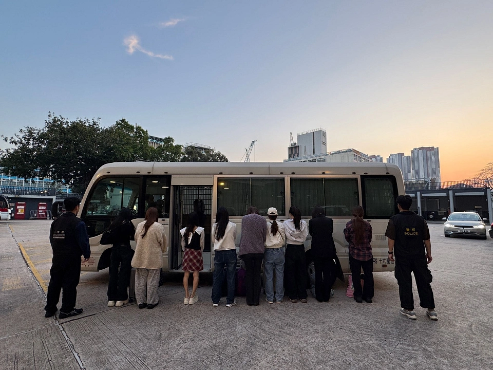 警方元朗掃黃拘26內地女 年紀最大68歲 