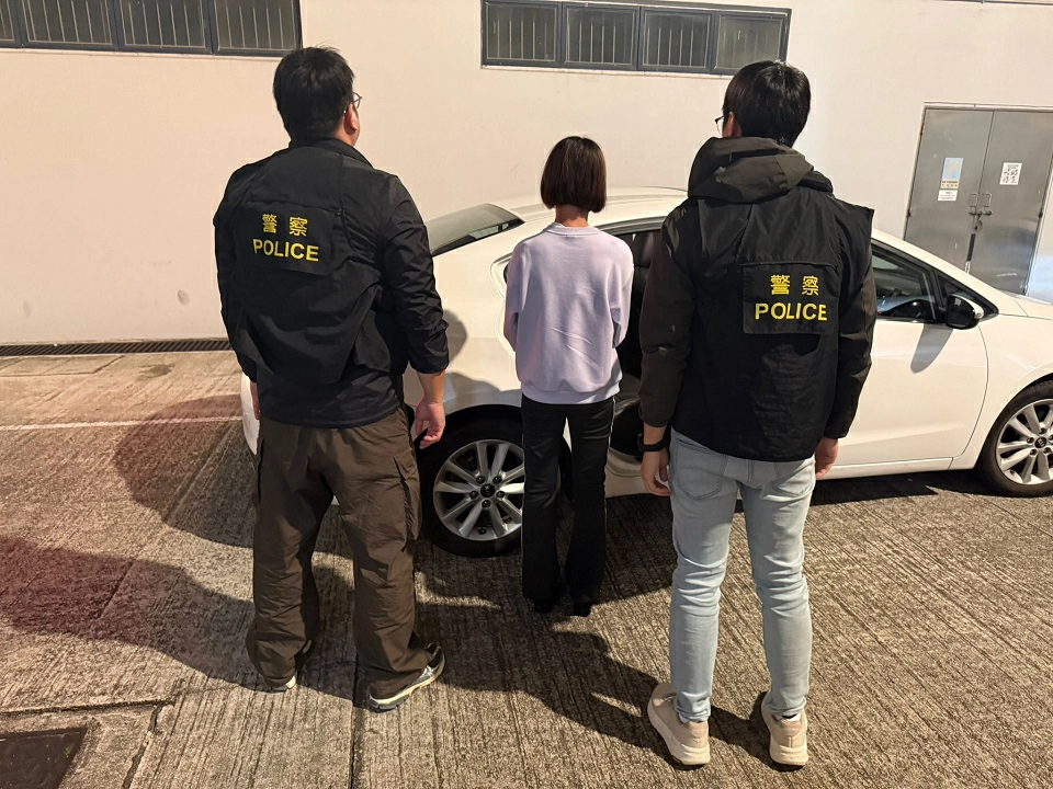 警方荃灣打擊街頭賣淫 拘1女今日提堂