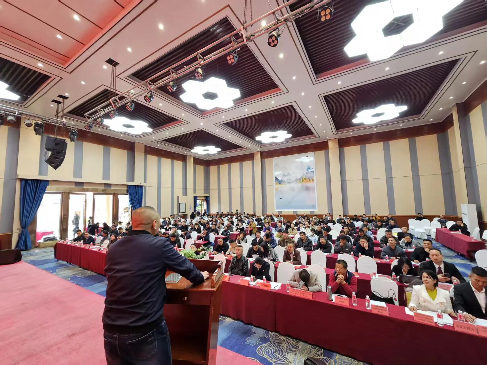 提質維權優環境 誠企樹標杆——雲南汽摩後市場行業舉辦「3·15」主題大會