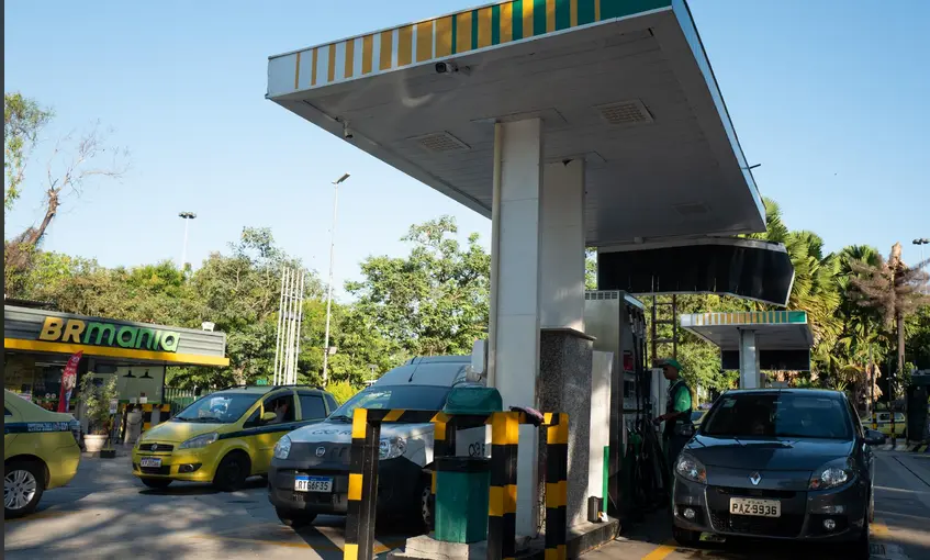 巴西：柴油進口免稅 原油出口加稅