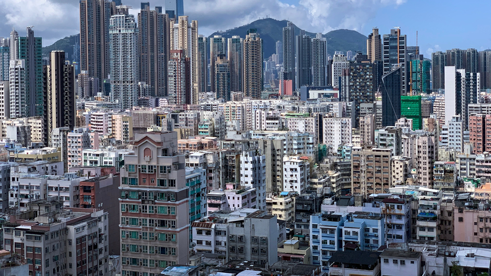 【名家指點】背靠祖國無懼戰亂 港將成東方「資金池」