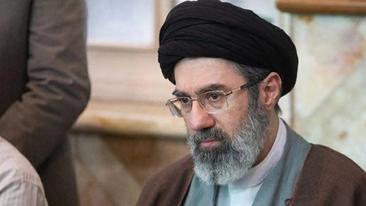 伊朗新任最高領袖未有露面 伊朗外長稱其身體「沒有問題」 