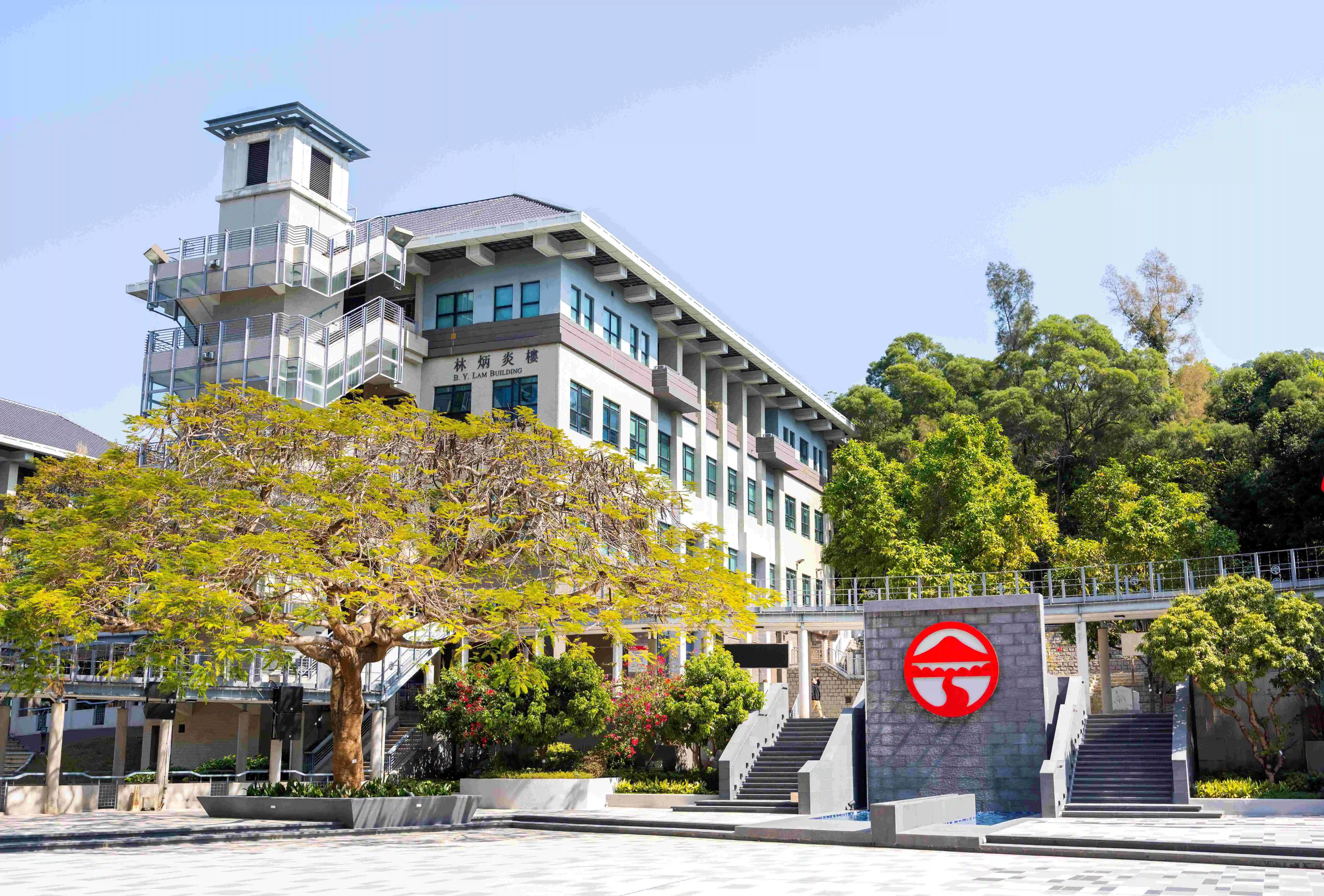 嶺大於日內瓦國際發明展勇奪13個獎項 獲獎數量為歷年最多 按年增逾一倍