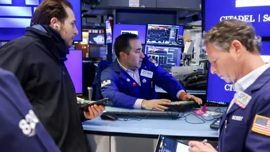 美股連續第二日收高 國際油價維持高位