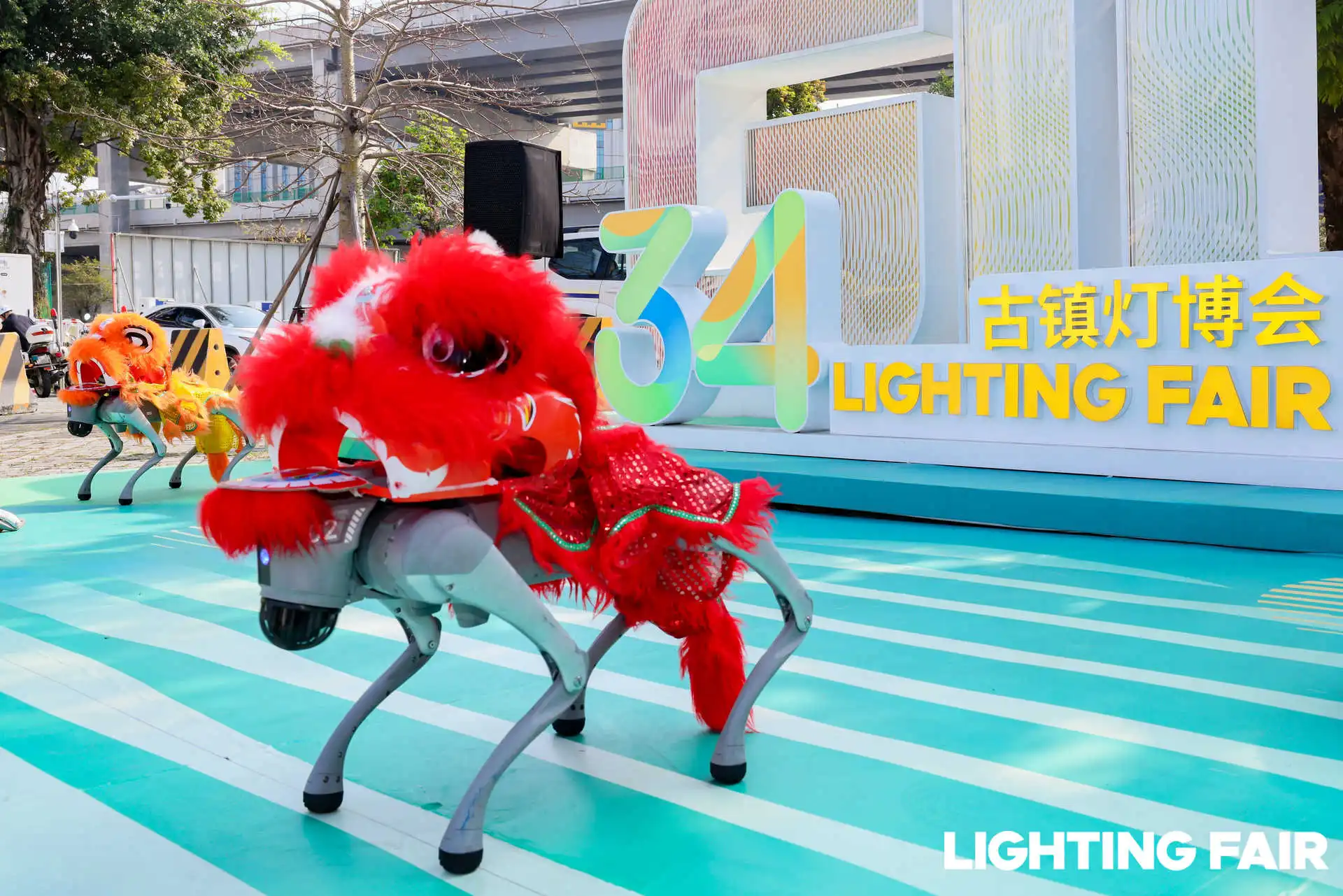  與天貓、京東現場簽約，第34屆中山古鎮燈博會建線上平台