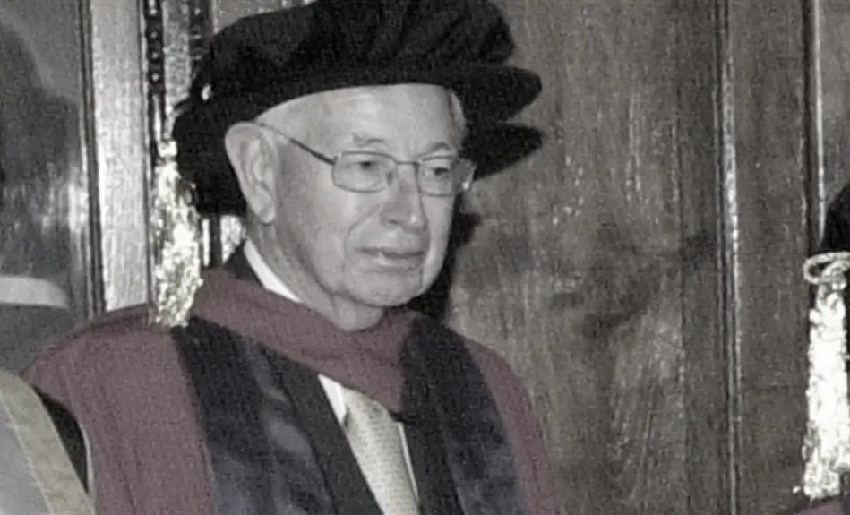 前終審法院非常任法官梅師賢逝世 李家超致哀