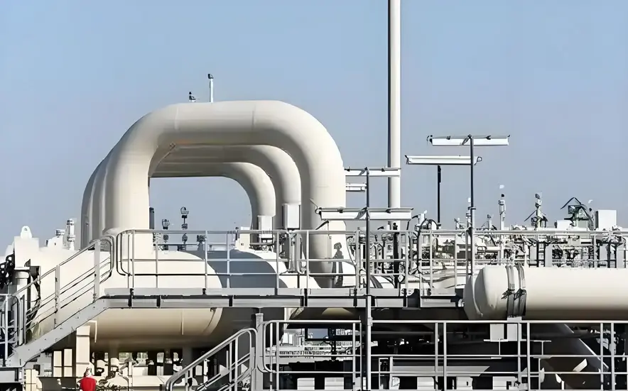 阿聯酋天然氣設施因導彈碎片墜落暫停運營 