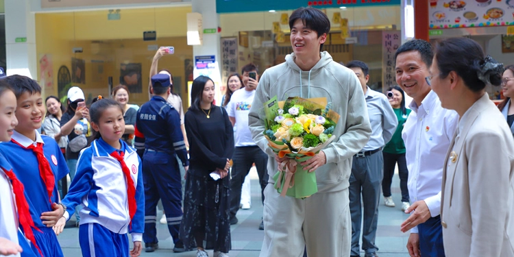 「泳動童心 逐夢未來」汪順進校園助夢成長 添彩羅湖體教融合