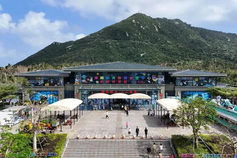 山海為幕，演藝添彩！銅鼓嶺馬戲嘉年華點亮海南文昌新春